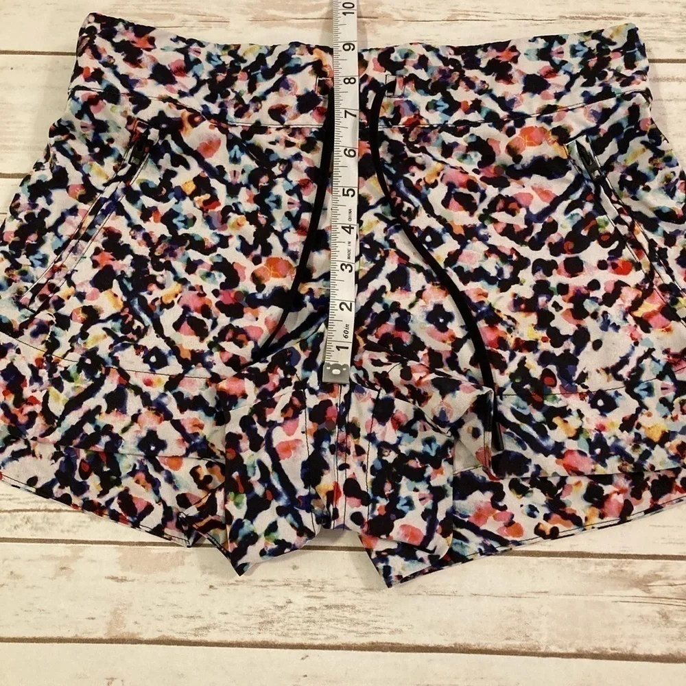 Athleta Multicolor Abstract Watercolor Print Athletic Shorts Size 4